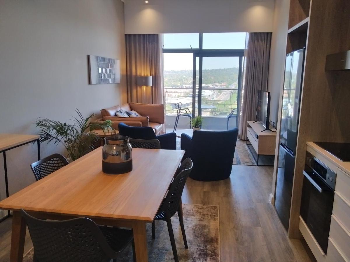 Menlyn Apartment Претория Экстерьер фото