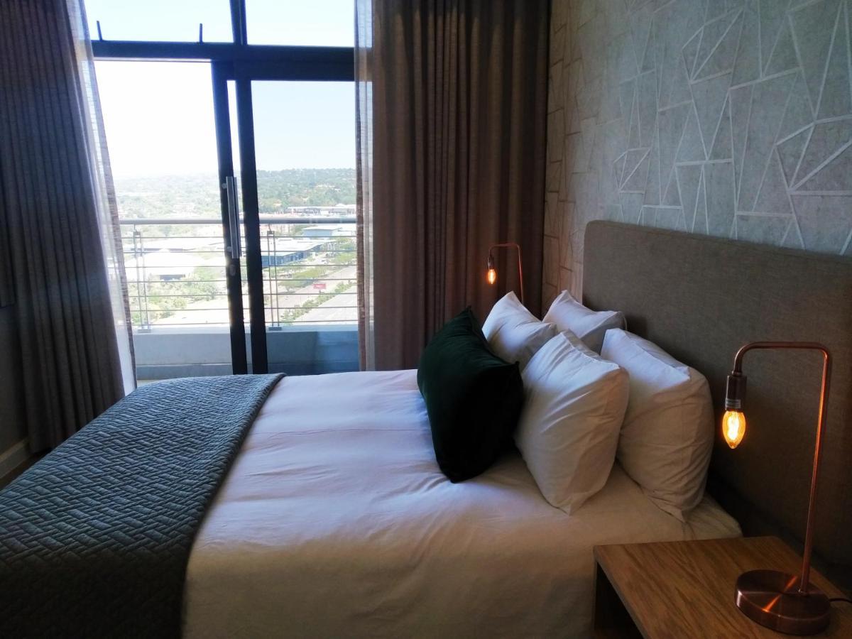 Menlyn Apartment Претория Экстерьер фото