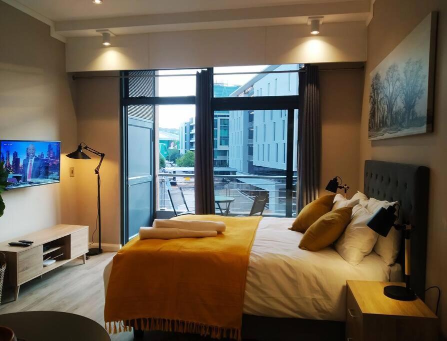 Menlyn Apartment Претория Экстерьер фото