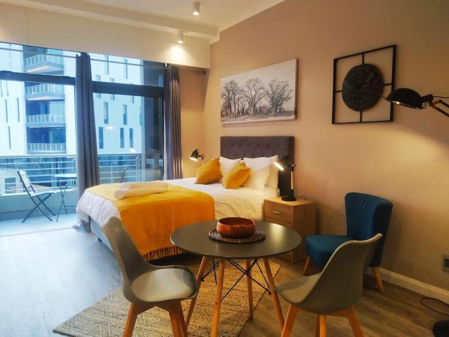 Menlyn Apartment Претория Экстерьер фото